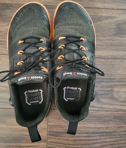 Reebok crossfit Pump sneakers size 8. Preowned good condition, took picture from - Picture 6 of 8